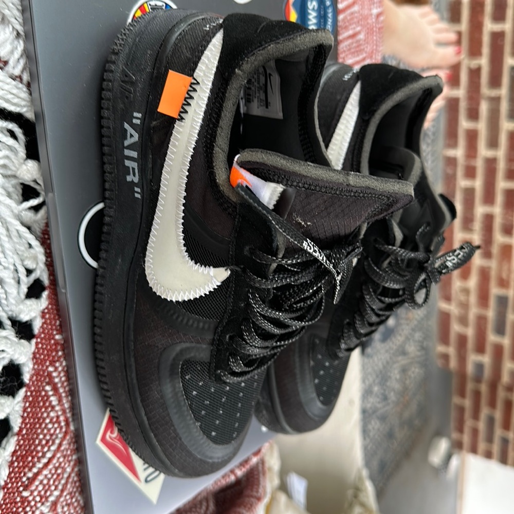 Nike off white youth size US 5.5